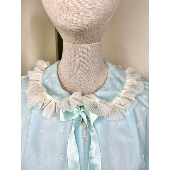 1950s Odette Barsa ruffled collar bed jacket - Picture 4 of 7